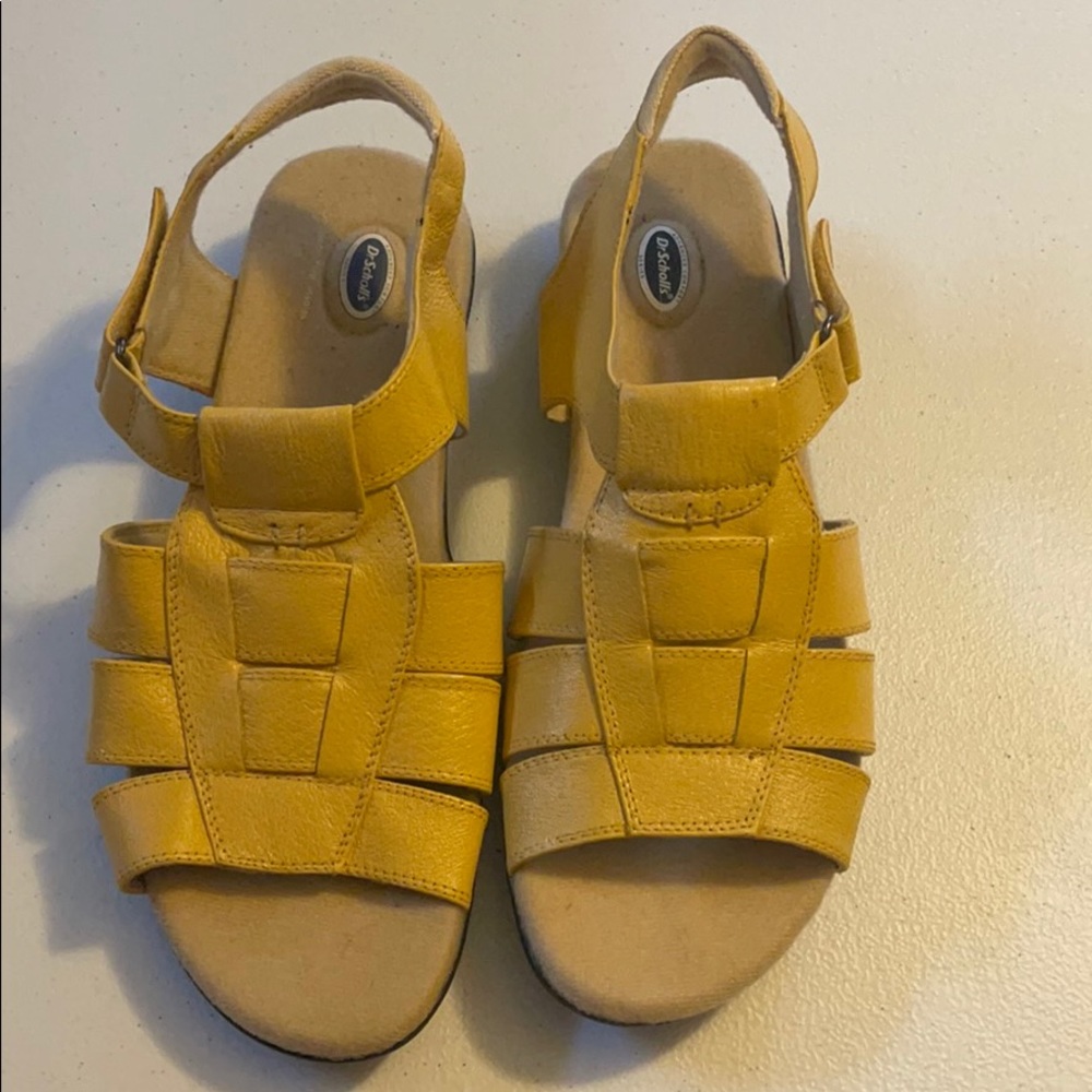 New Dr. Scholl’s yellow sandals, size 11M